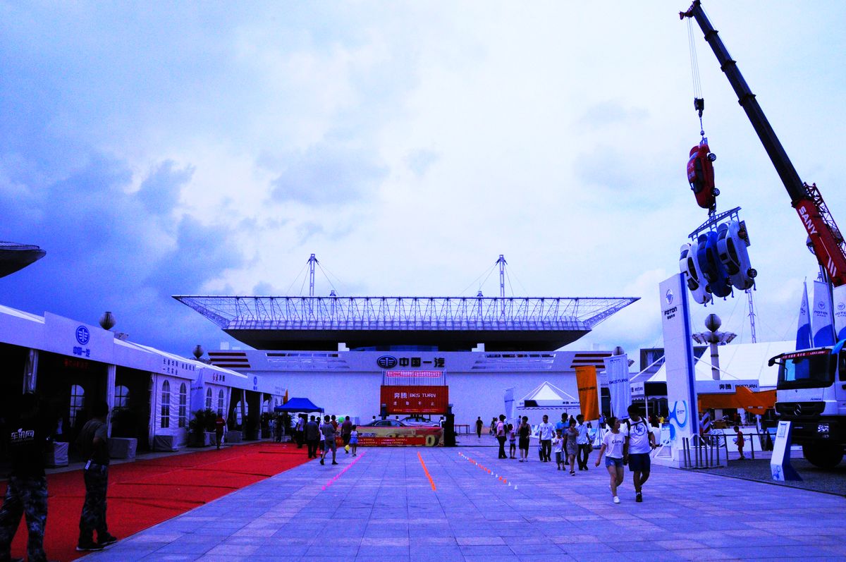 20120718汽博会2-门户.jpg