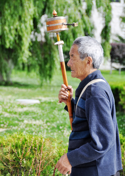 西藏转经筒风情 (9).jpg