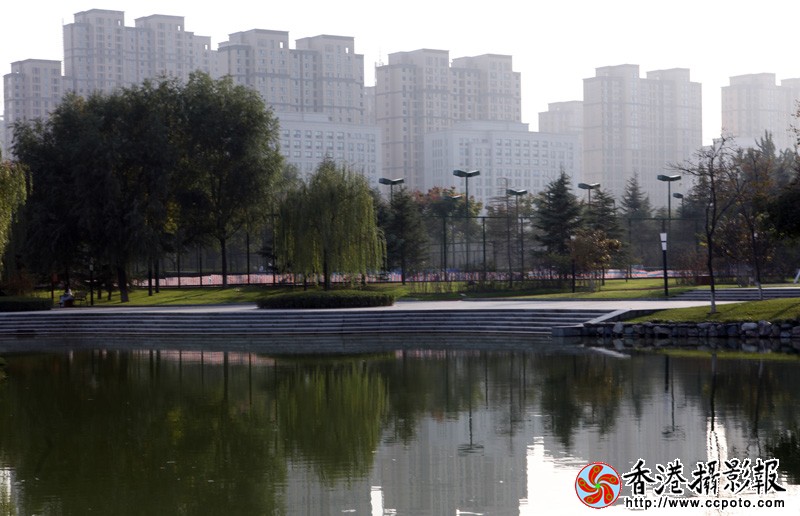 岸边.jpg