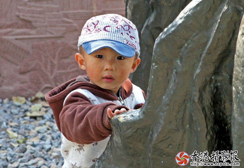小男孩.jpg