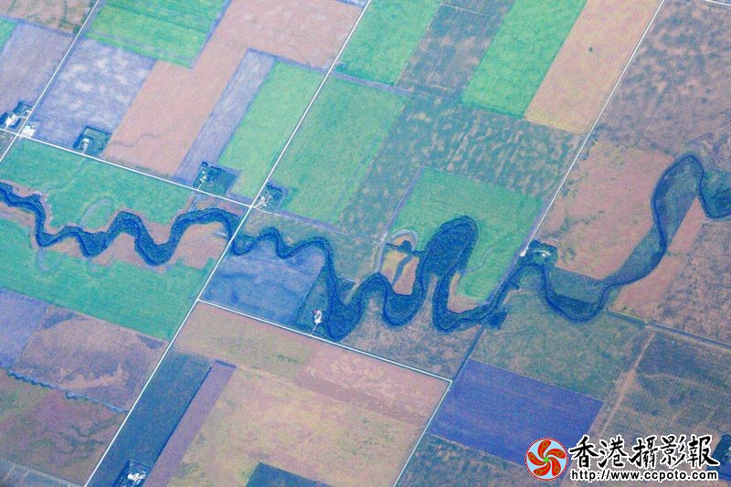 河流