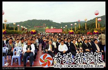 本届博览会有来自美国、澳大利亚等十几个国家和港澳台地区嘉宾2000多人，参展商1300多家，国内外采购商200多 ...