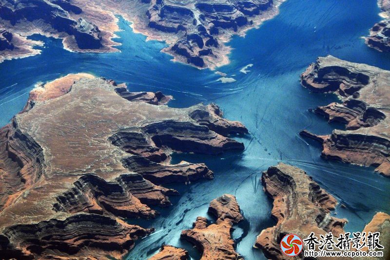 峡谷与湖泊