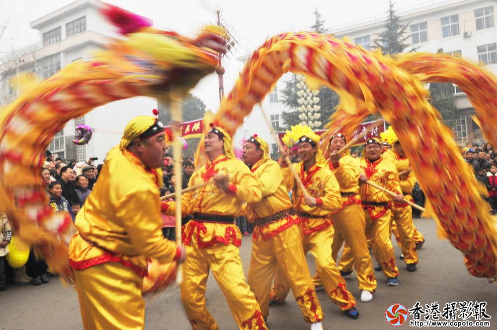 青黄狂龙闹元宵  天地飞舞嬉新春二_09.JPG