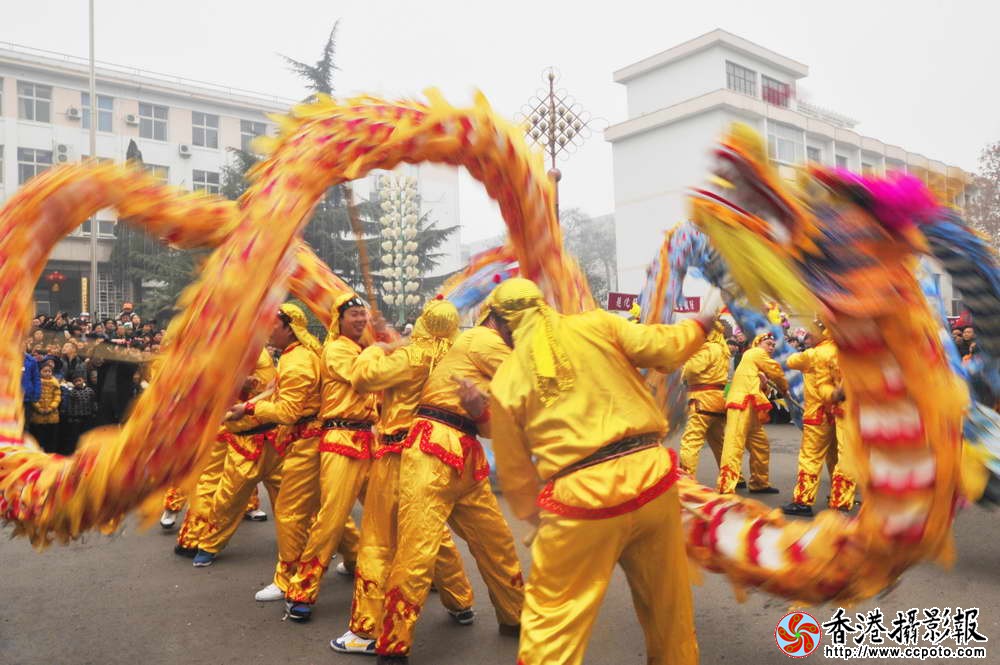 青黄狂龙闹元宵  天地非吾嬉新春一_06.JPG