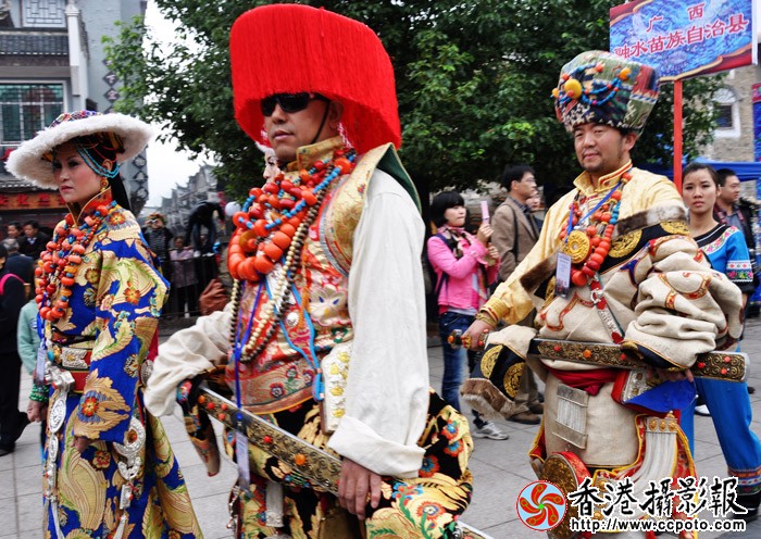 民族服饰表演 (7).jpg