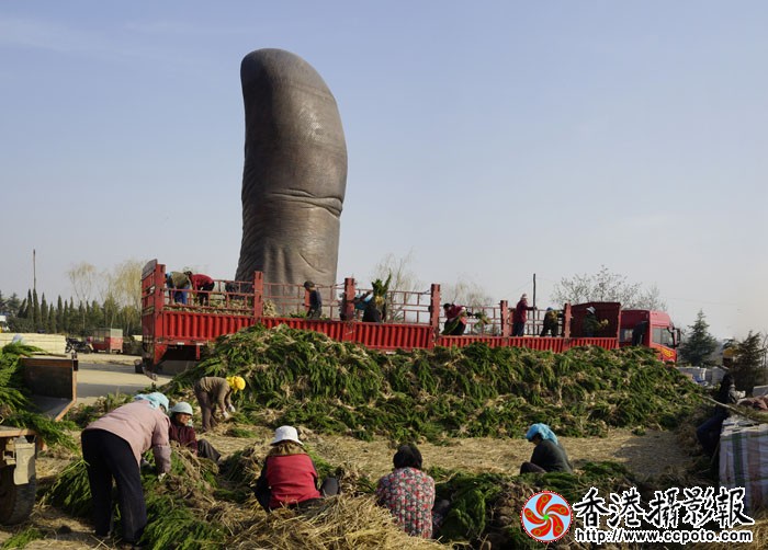 春到雕塑城1..jpg
