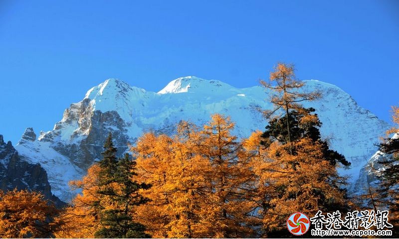 亚丁风光