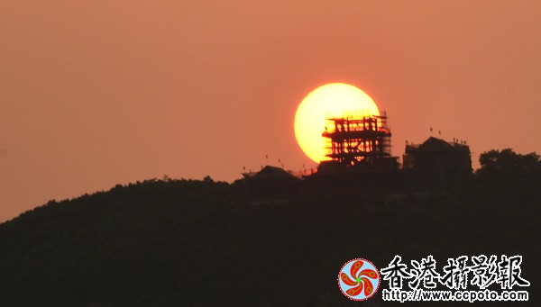 1.凤凰山上博友情.JPG