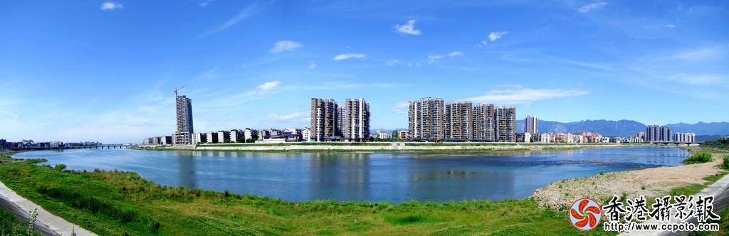 涪江绕城流过.jpg