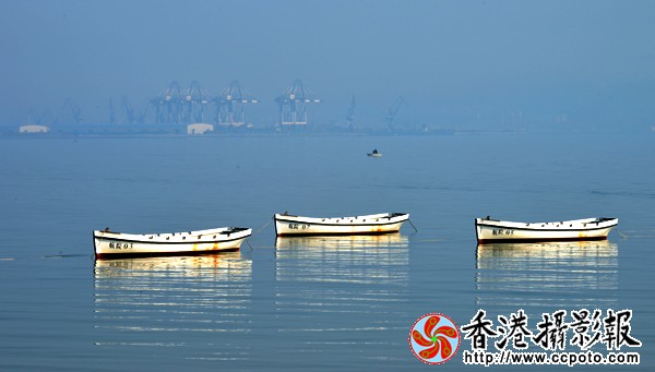 （10）晨光里的海滨浴场.JPG