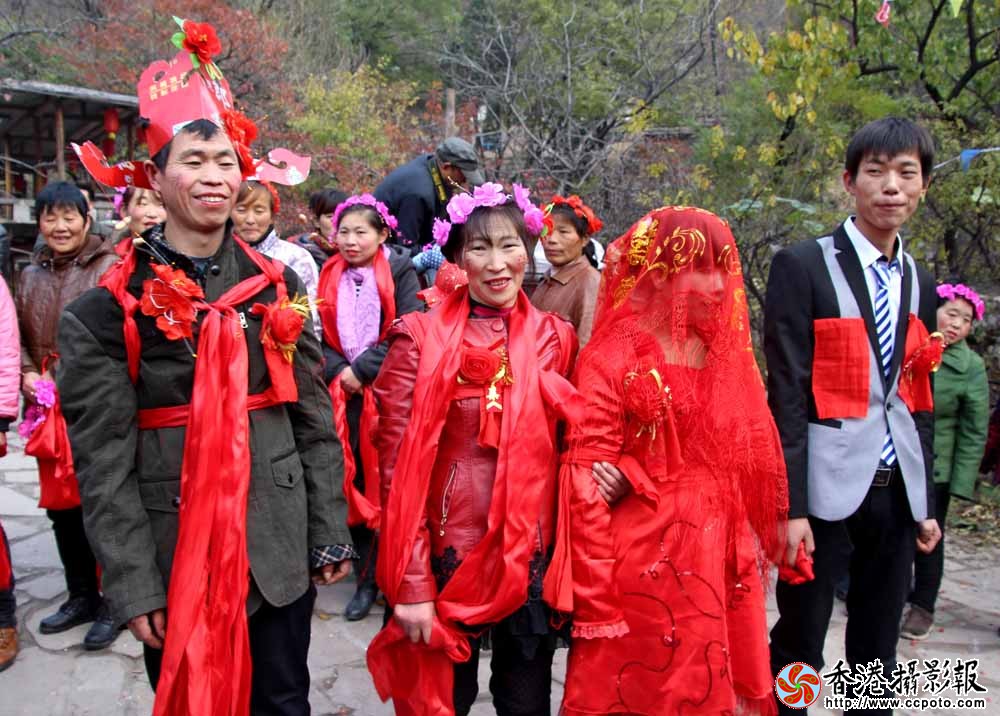 老少夫妻合影.JPG