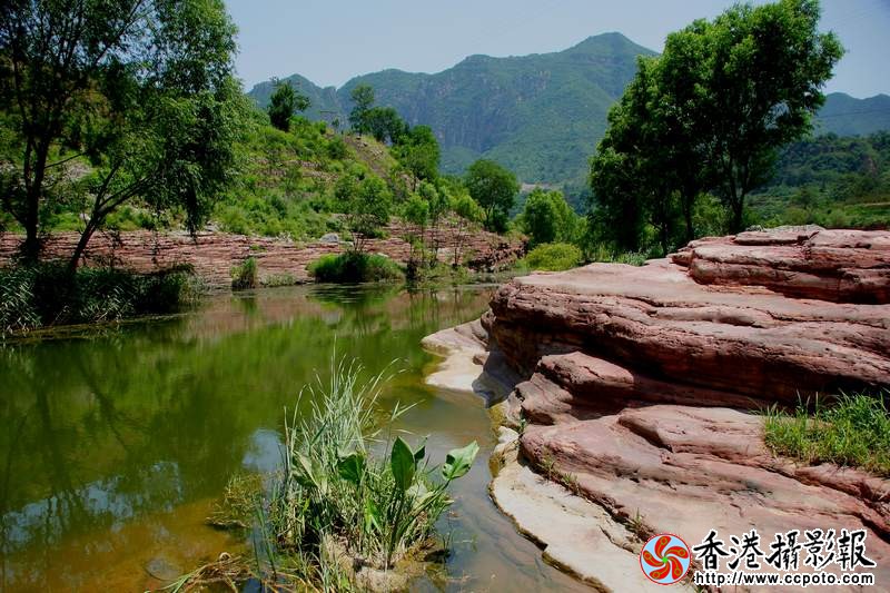 红石峡2.JPG