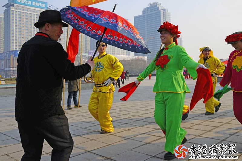 第14届民间秧歌会随拍7..jpg