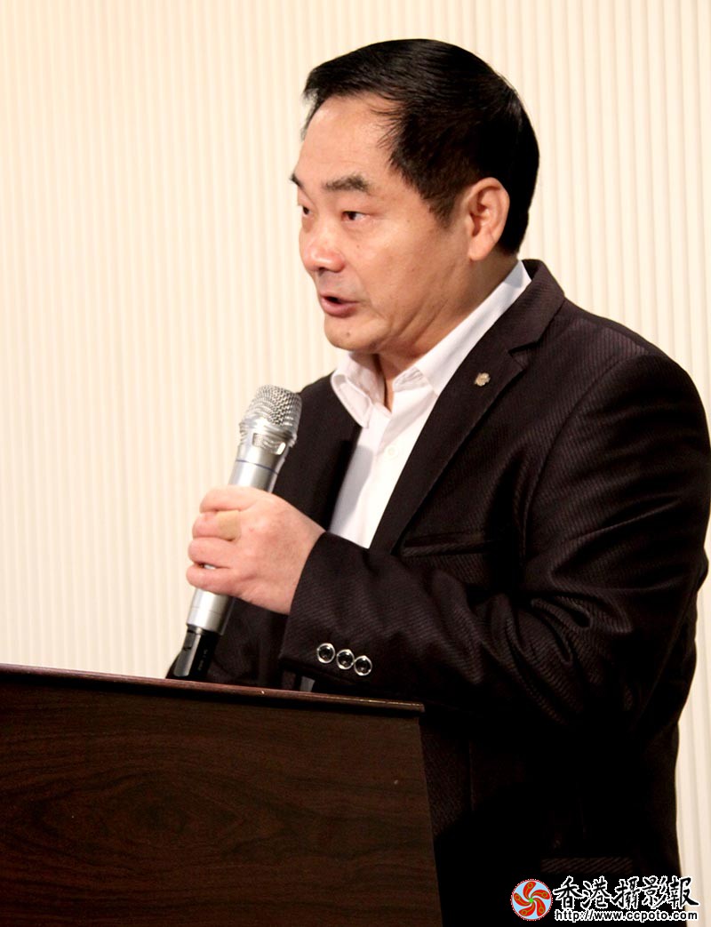 姚宁在郑州新华医院演讲.JPG