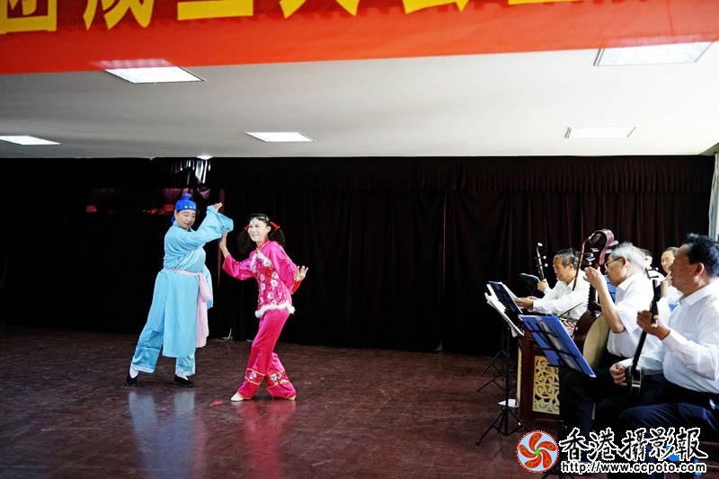 道德演唱进社区5..jpg