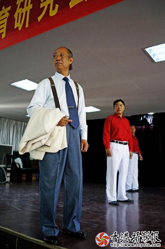 道德演唱进社区9..jpg