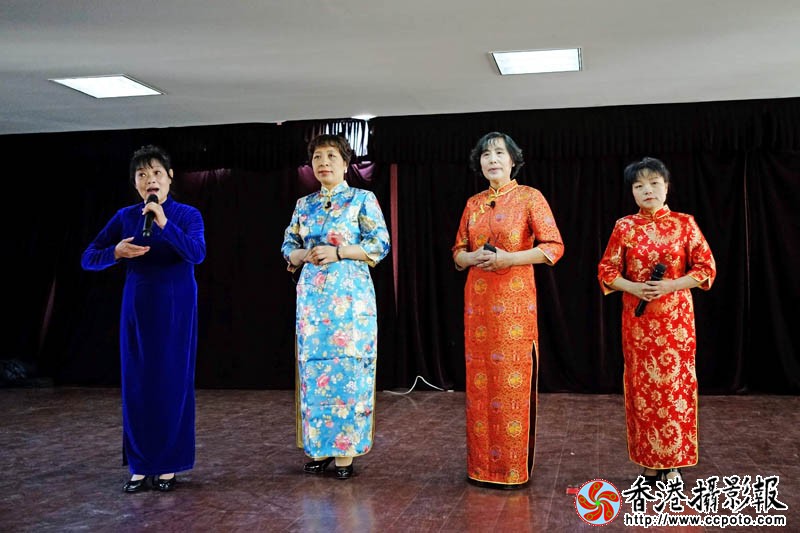 道德演唱进社区12..jpg