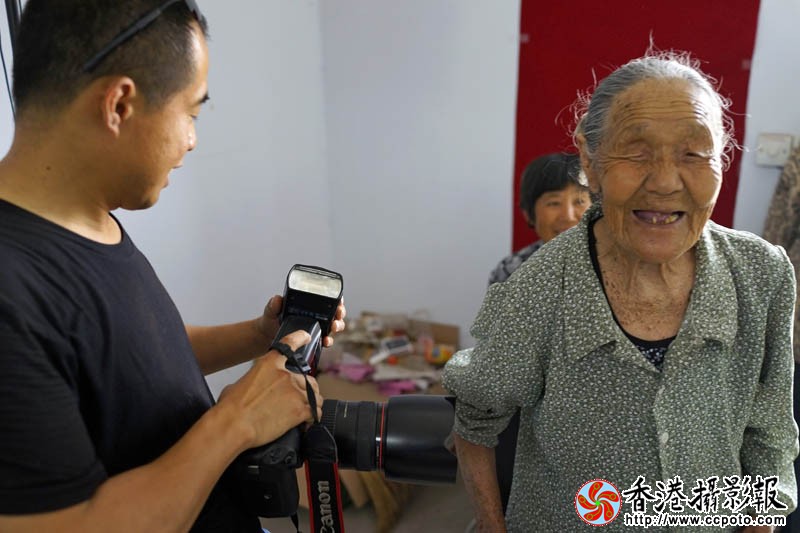 感恩父母摄影活动3..jpg