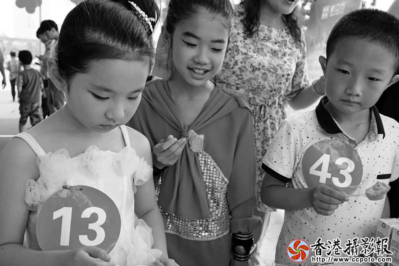 少儿才艺大赛的孩子们34..jpg