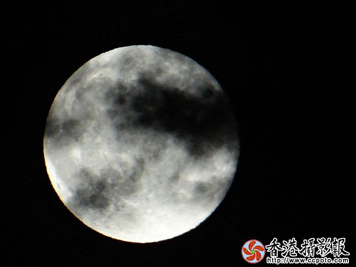 乌云遮月