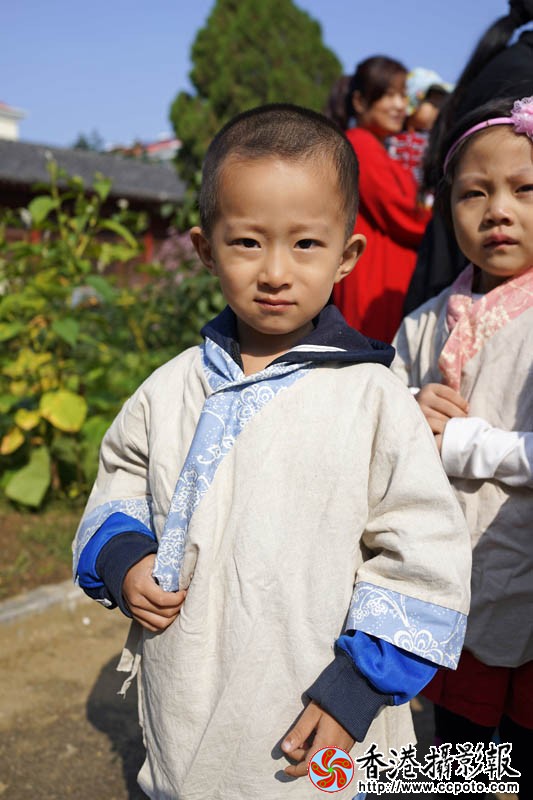 孔庙里的孩子们7..jpg