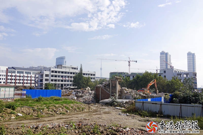 卫校拆迁12..jpg