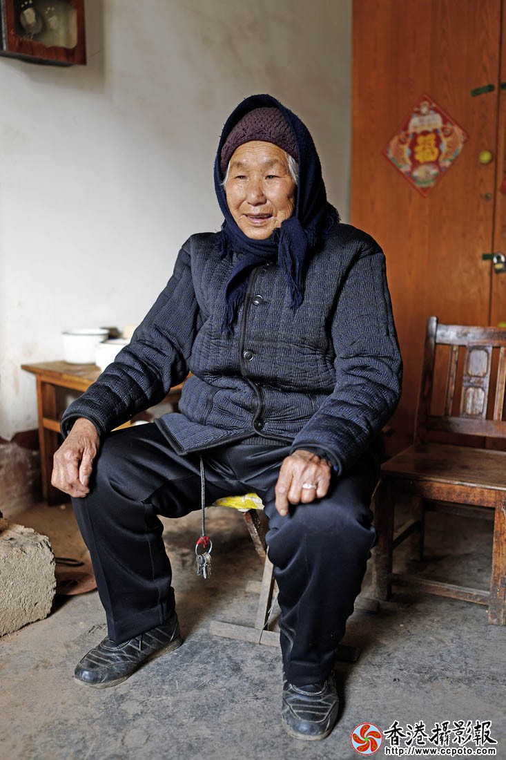 为敬老院老人拍照-葛沟16..jpg