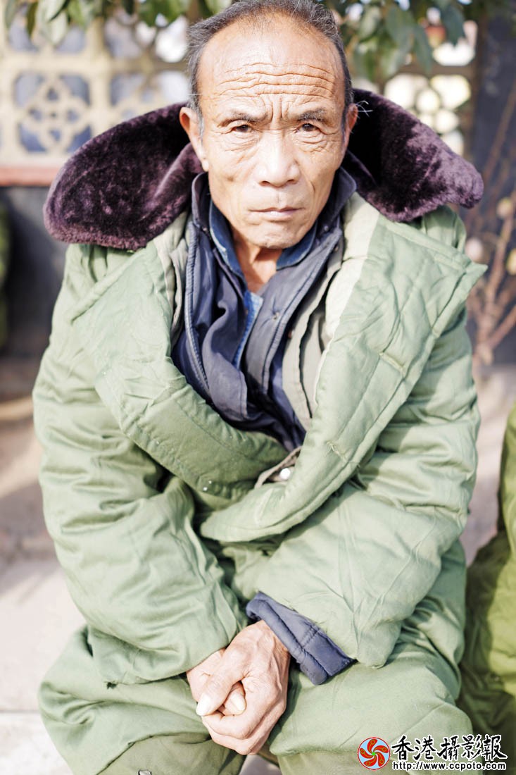 为敬老院老人拍照-汤头6..jpg