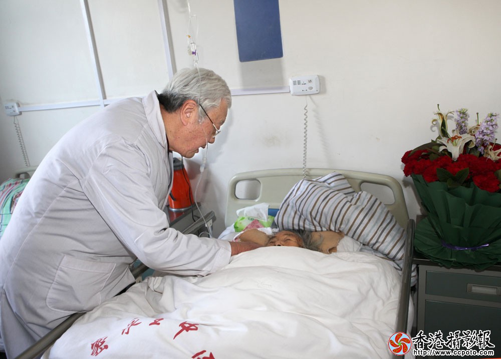 医院靠贴心凭德技赢亲睐之二.JPG