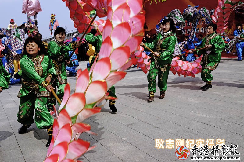 河东花木城的秧歌大会74..jpg