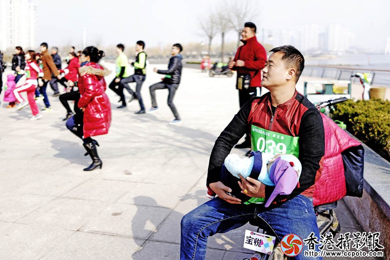 隧道广场的全民健身日活动4..jpg
