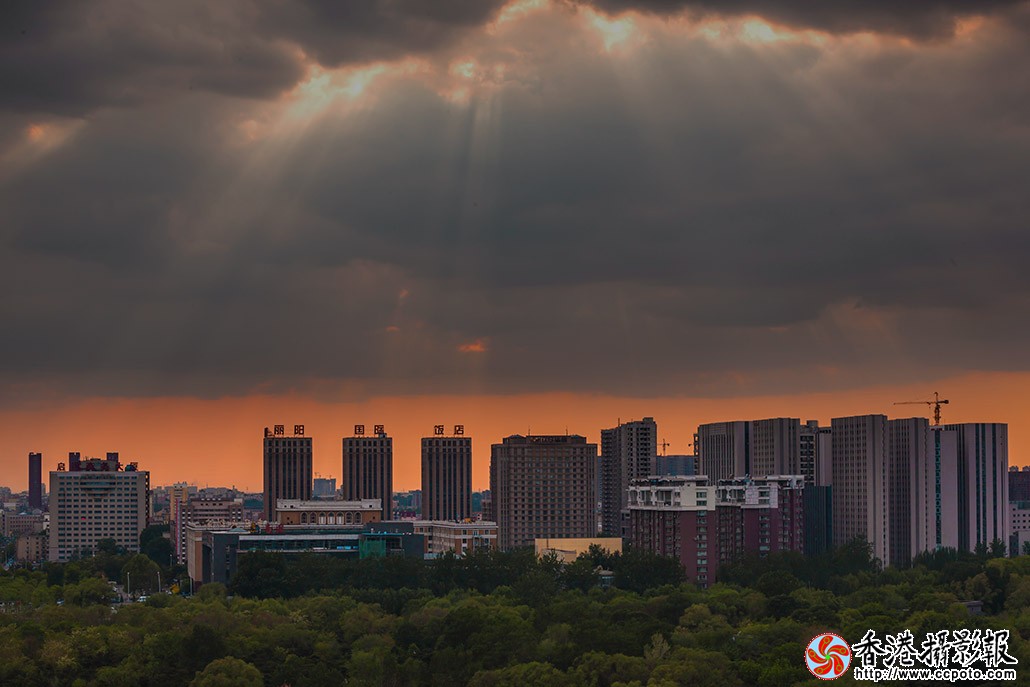 _MG_9068霞光普照.jpg