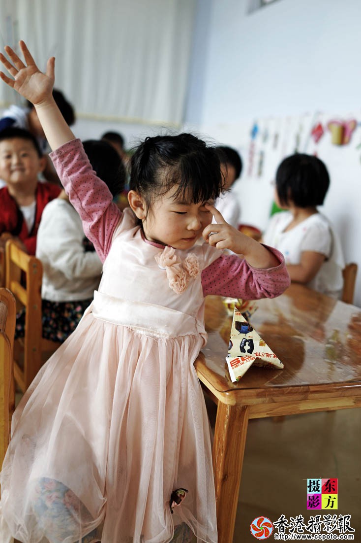 汤河小学幼儿园的孩子们18..jpg
