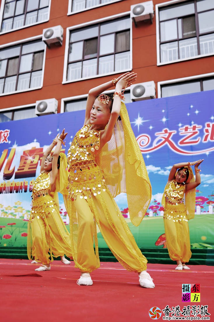 太平智星学校庆六一演出27..jpg