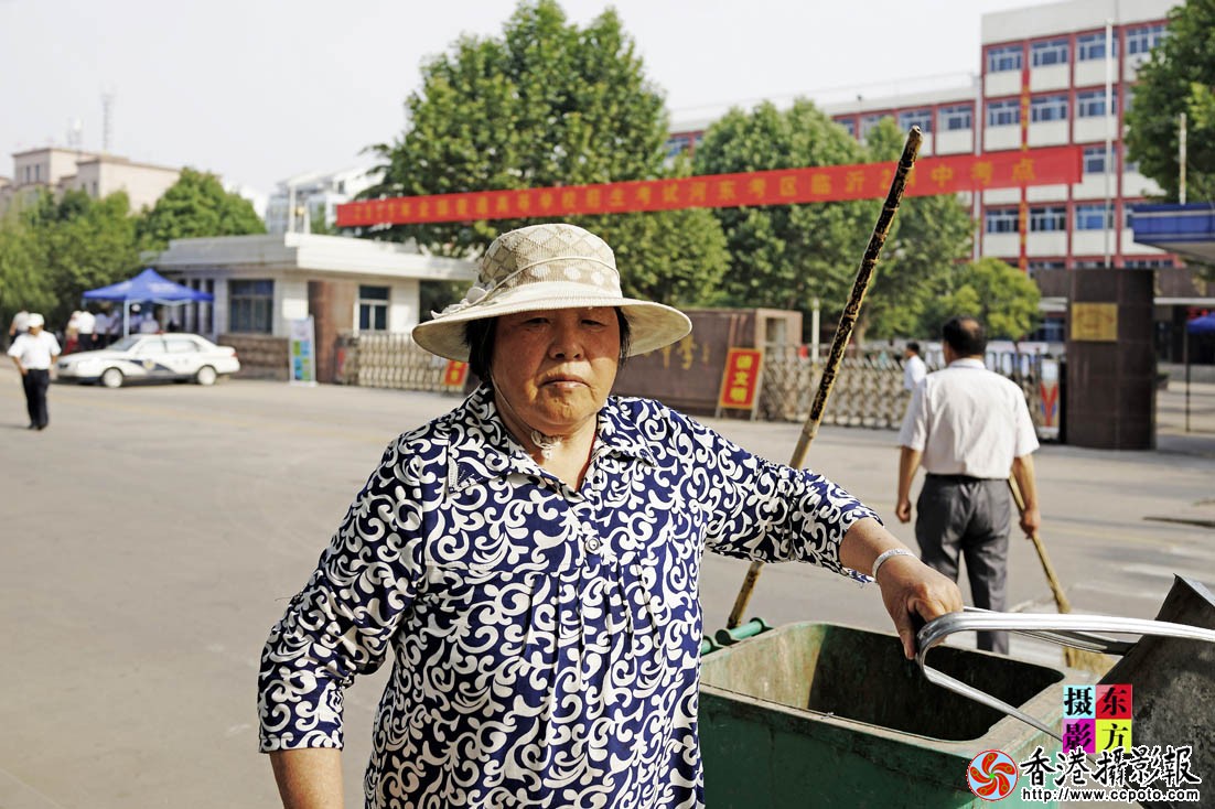 走向考场1..jpg