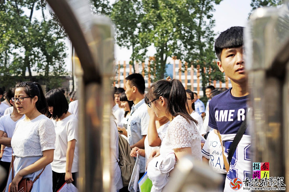 走向考场10..jpg