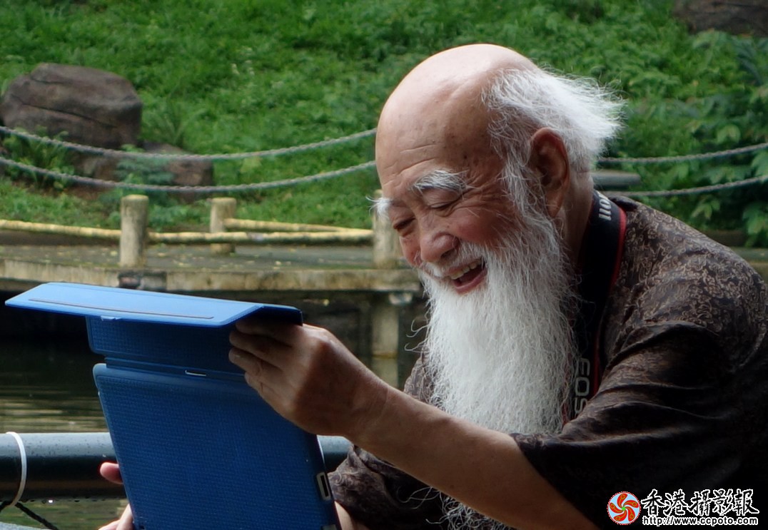 盛世的老人-009.jpg