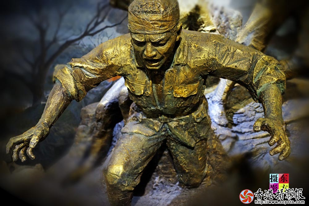 大青山突围胜利纪念馆雕塑15..jpg