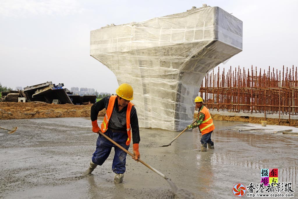 南京路大桥施工现场随拍6..jpg