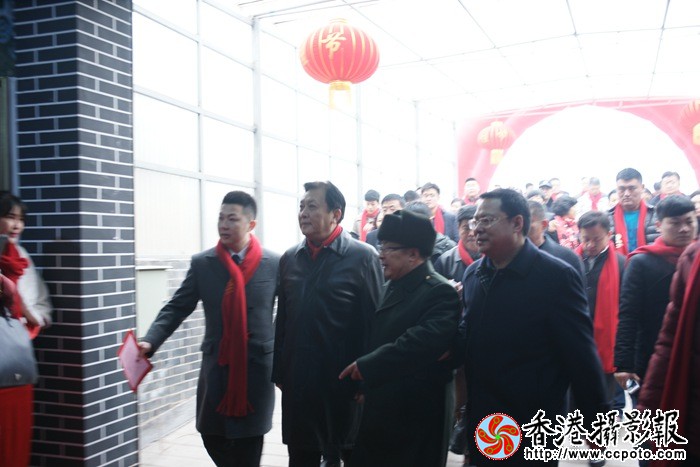 唐国强一行参观妙府万吨酒窖