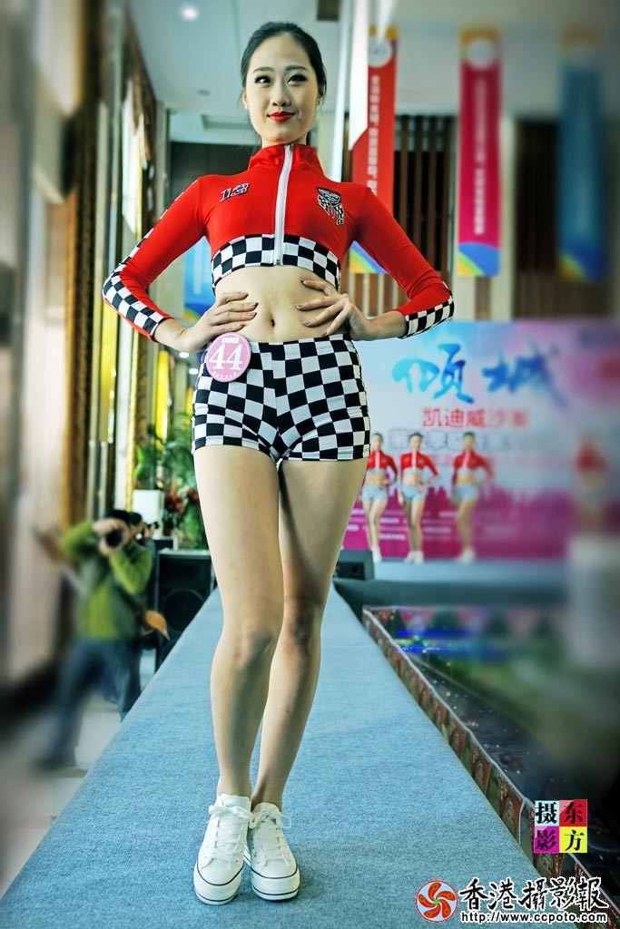 第五季临沂美女大赛复赛随拍23..jpg