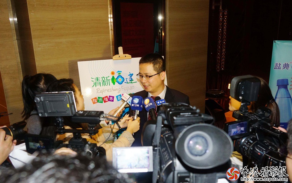 媒体人采访省旅游局品牌总监林志诚先生.JPG