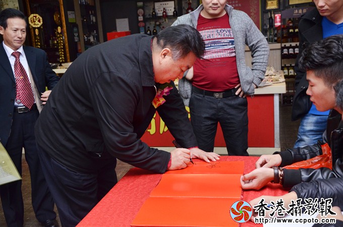 DSC_2833qq.jpg