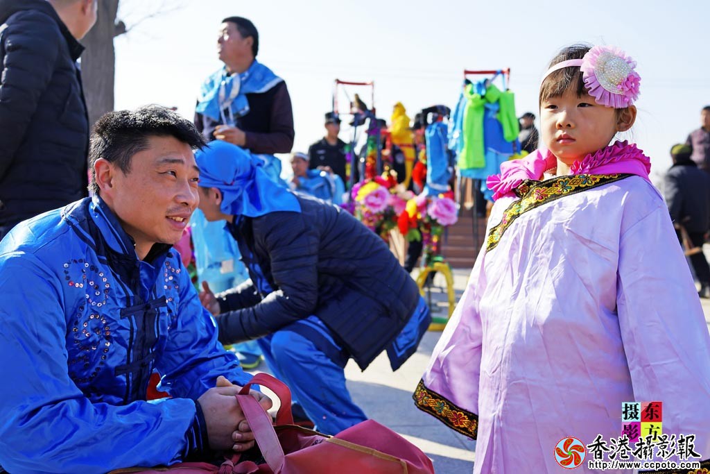 地上宝贝杠上花12..jpg
