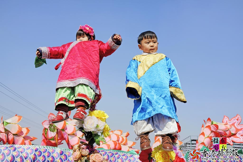 地上宝贝杠上花14..jpg
