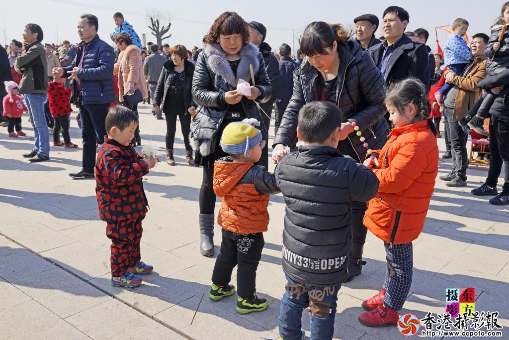 孩子们的秧歌节22..jpg