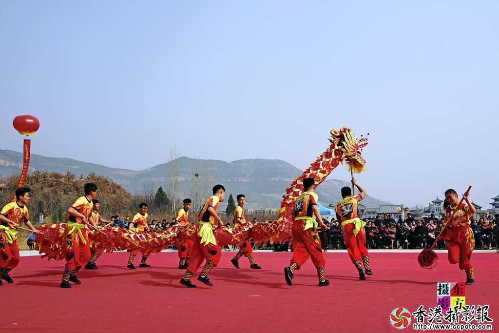 舞龙大赛6..jpg