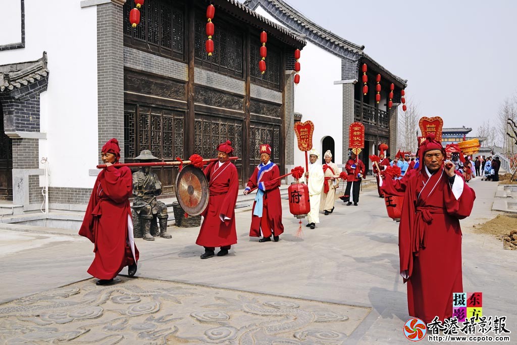 龙园古代婚嫁实景表演21..jpg