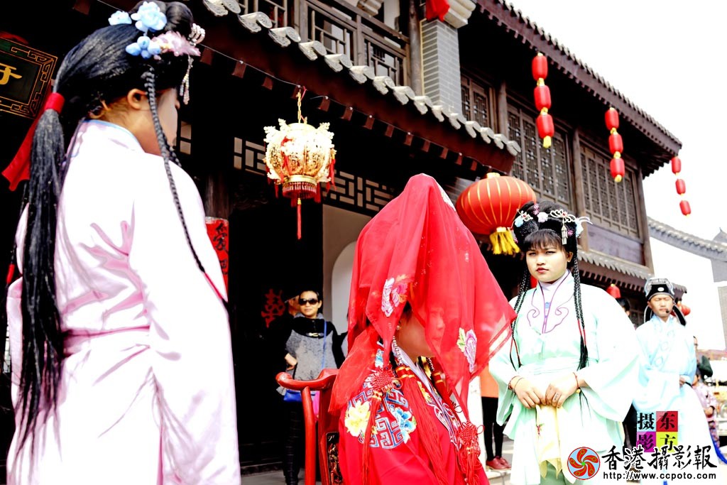 龙园古代婚嫁实景表演41..jpg